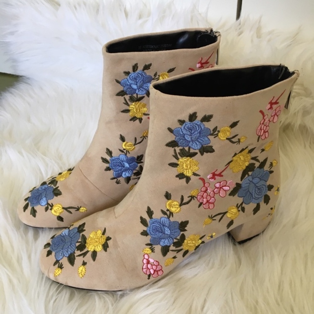 Topshop Booties - Picture 2 of 7